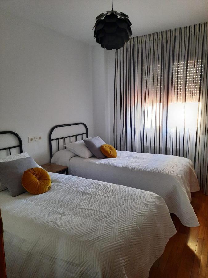 Apartamento Bulevar Burgos Luaran gambar