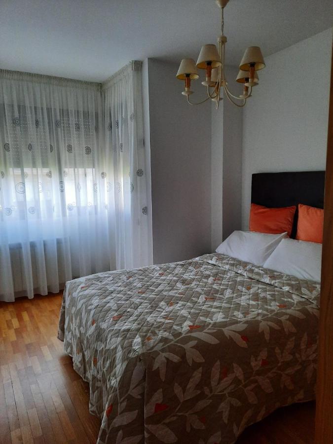 Apartamento Bulevar Burgos Luaran gambar