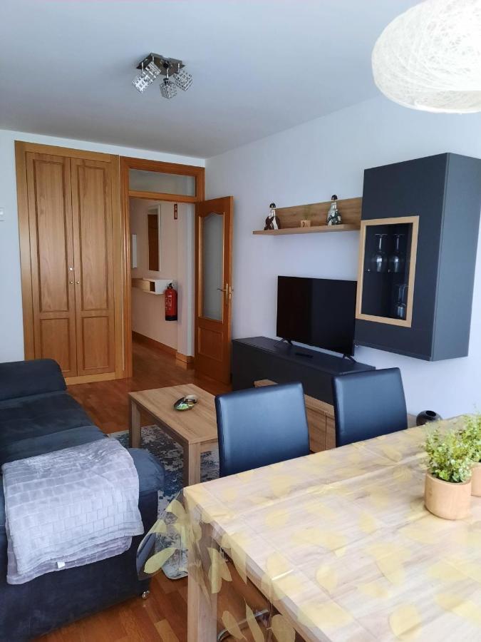 Apartamento Bulevar Burgos Luaran gambar